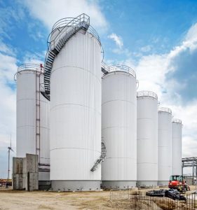 CONSTRUCTING A NEW STORAGE TERMINAL | Standic b.v.
